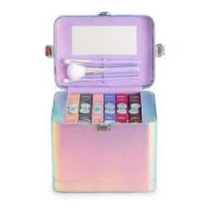 The Color Institute Train Case Mystic Beauty Palet